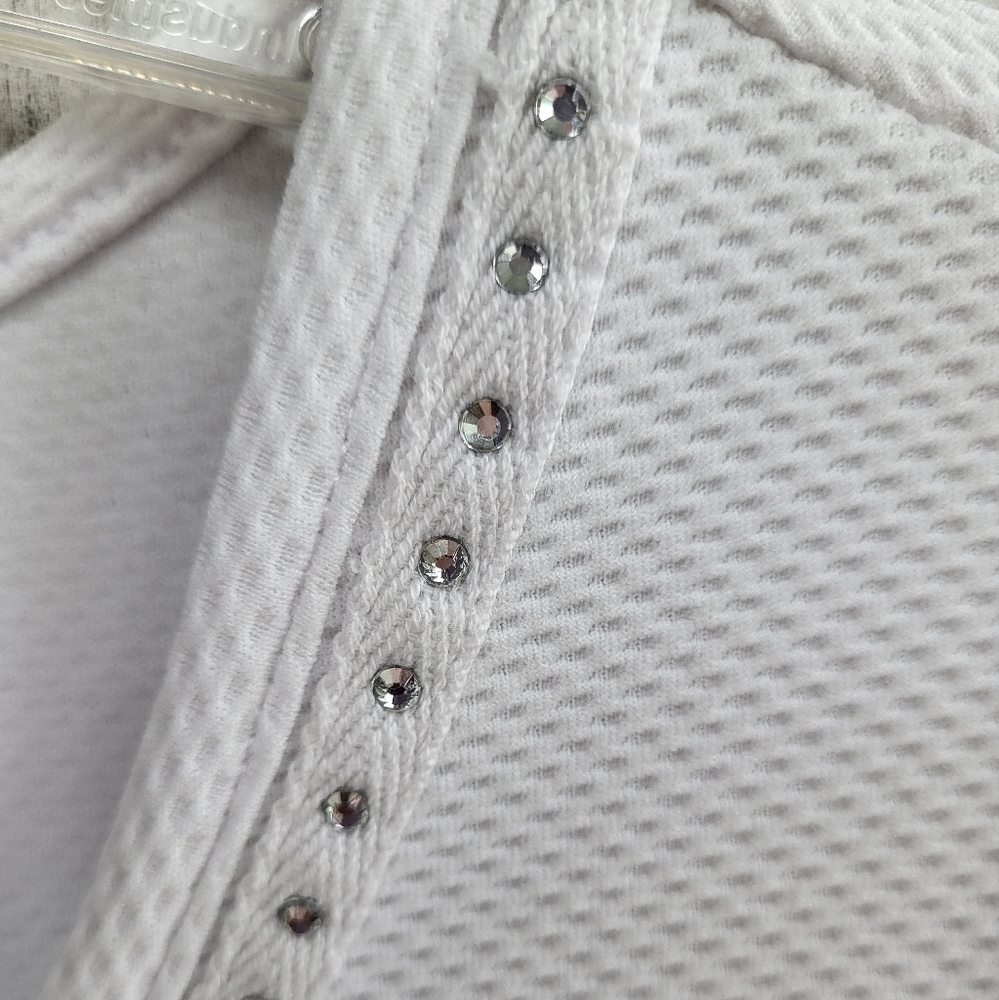 Textured White Top-Tiny Round Rhinestone Neckline - Picture 4 of 6